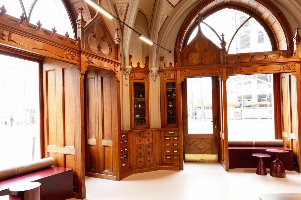 Gallery image